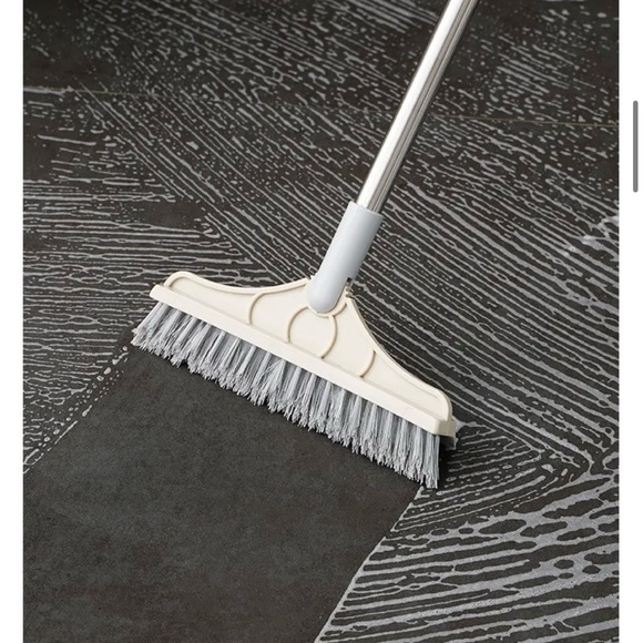 NWT Multi-use Brush Cleaning Scrub Brush And Squeegee - Picture 5 of 12